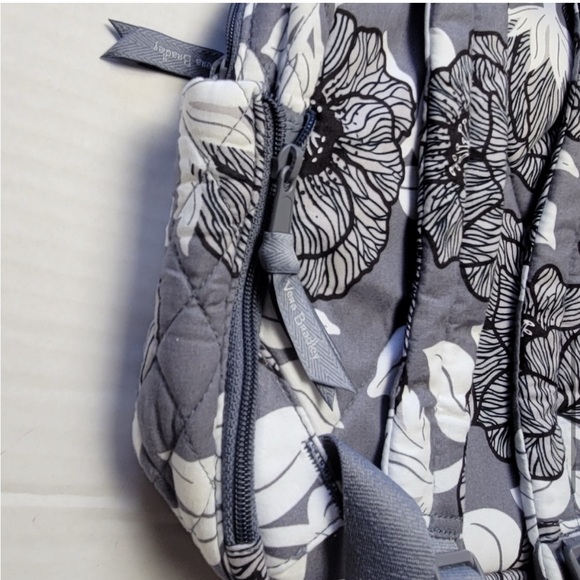 NWT! Vera Bradley Essential Compact Backpack - Picture 8 of 10